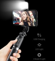 Q07 Selfie Stick Foldable Mini Tripod with Fill Light Bluetooth Remote Shutter Retractable Rod for Phone (100cm)